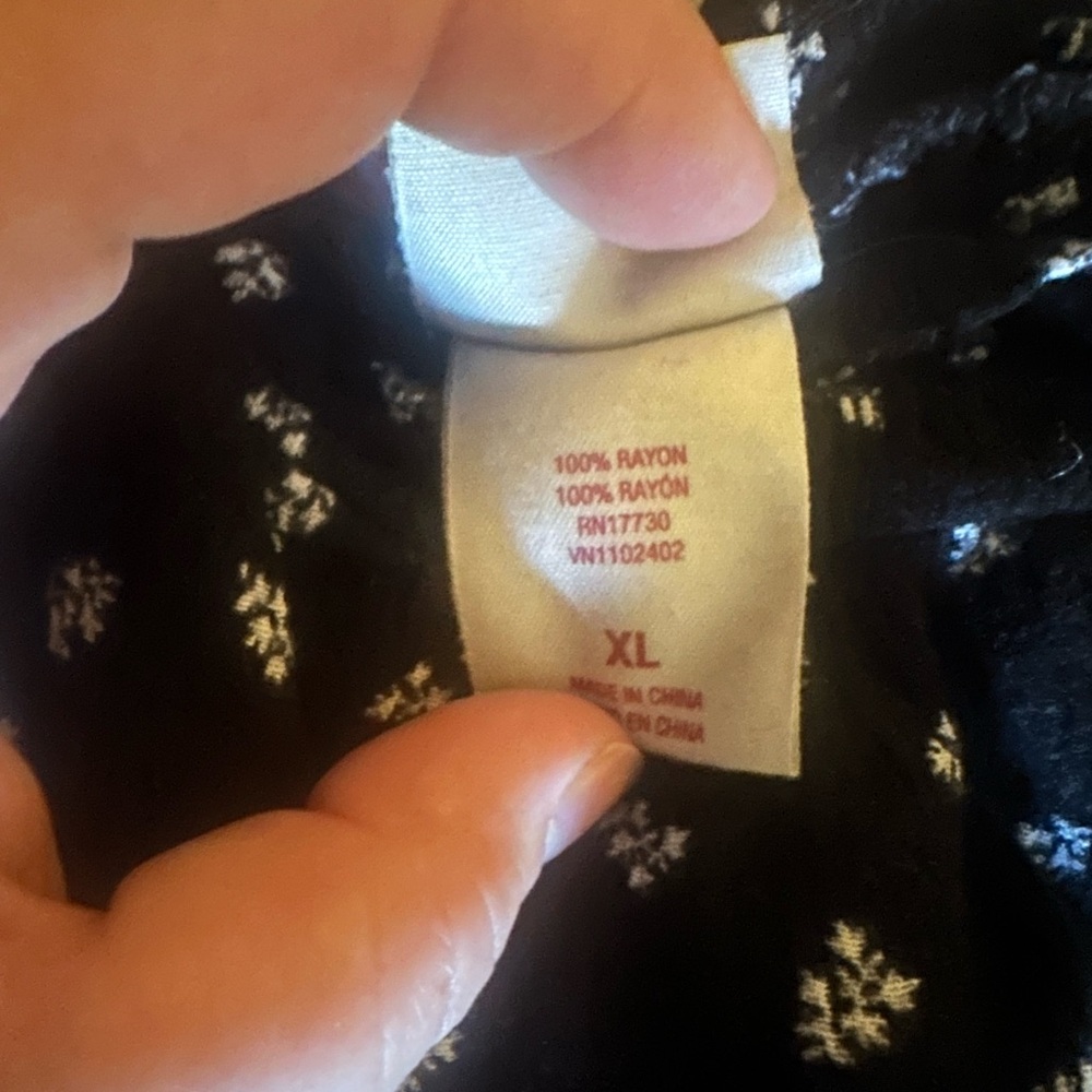 Mossimo Supply Co. Black and White floral pants - Picture 4 of 4